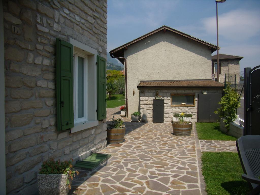 Casavarone Riva del Garda Room photo