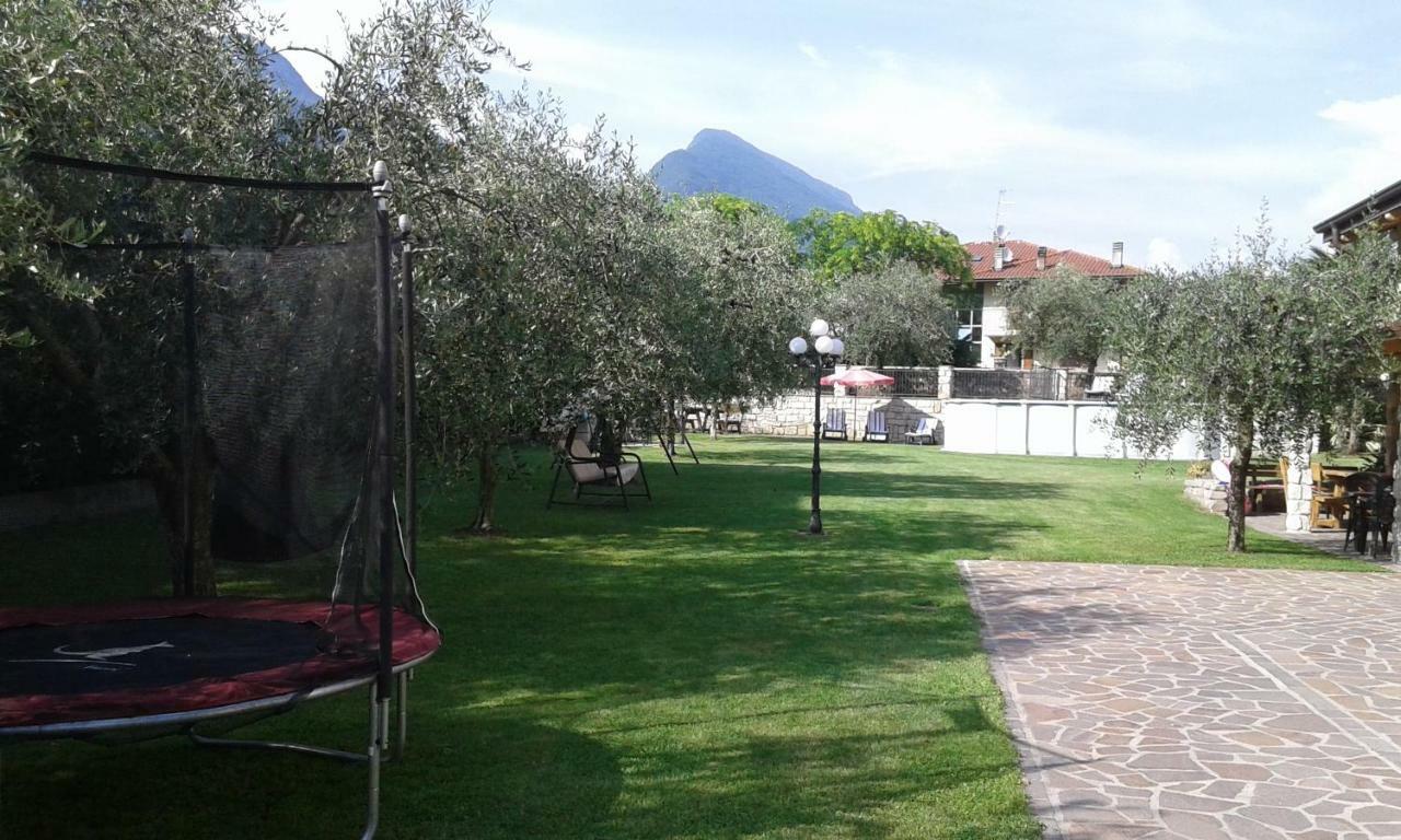 Casavarone Riva del Garda Exterior photo